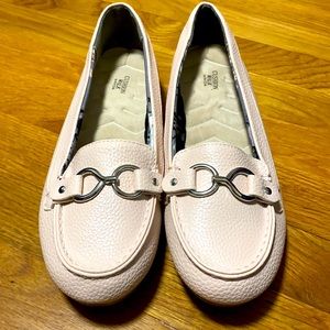 Light Pink Interlocking Jazzy Loafers size 10